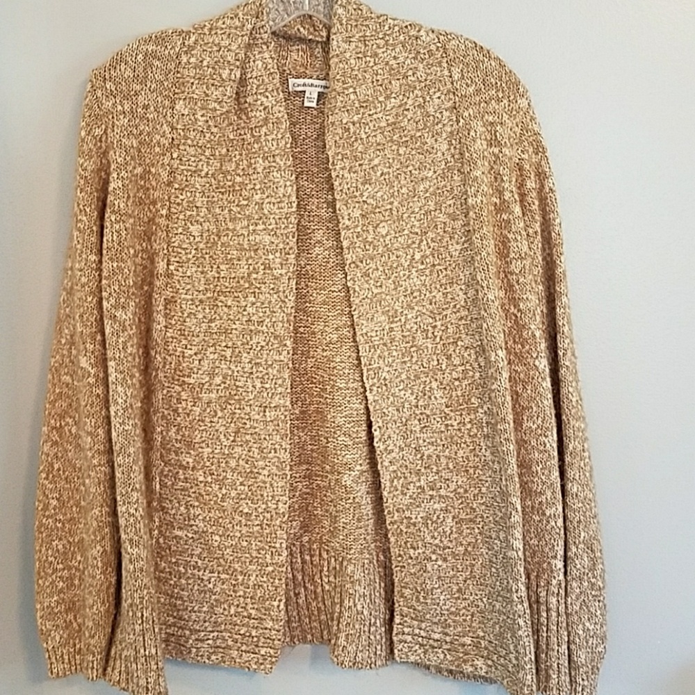 Cream colored Croft&Barrow Cardigan